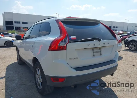 2010 Volvo Xc60 3.2 из США, поврежденный, VIN YV4982DL3A2123200